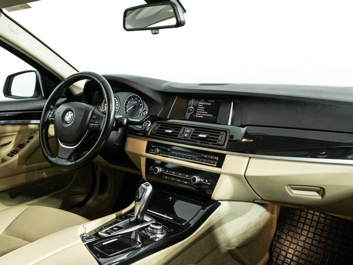 BMW 5 серии 520i, 2014 Фото №9