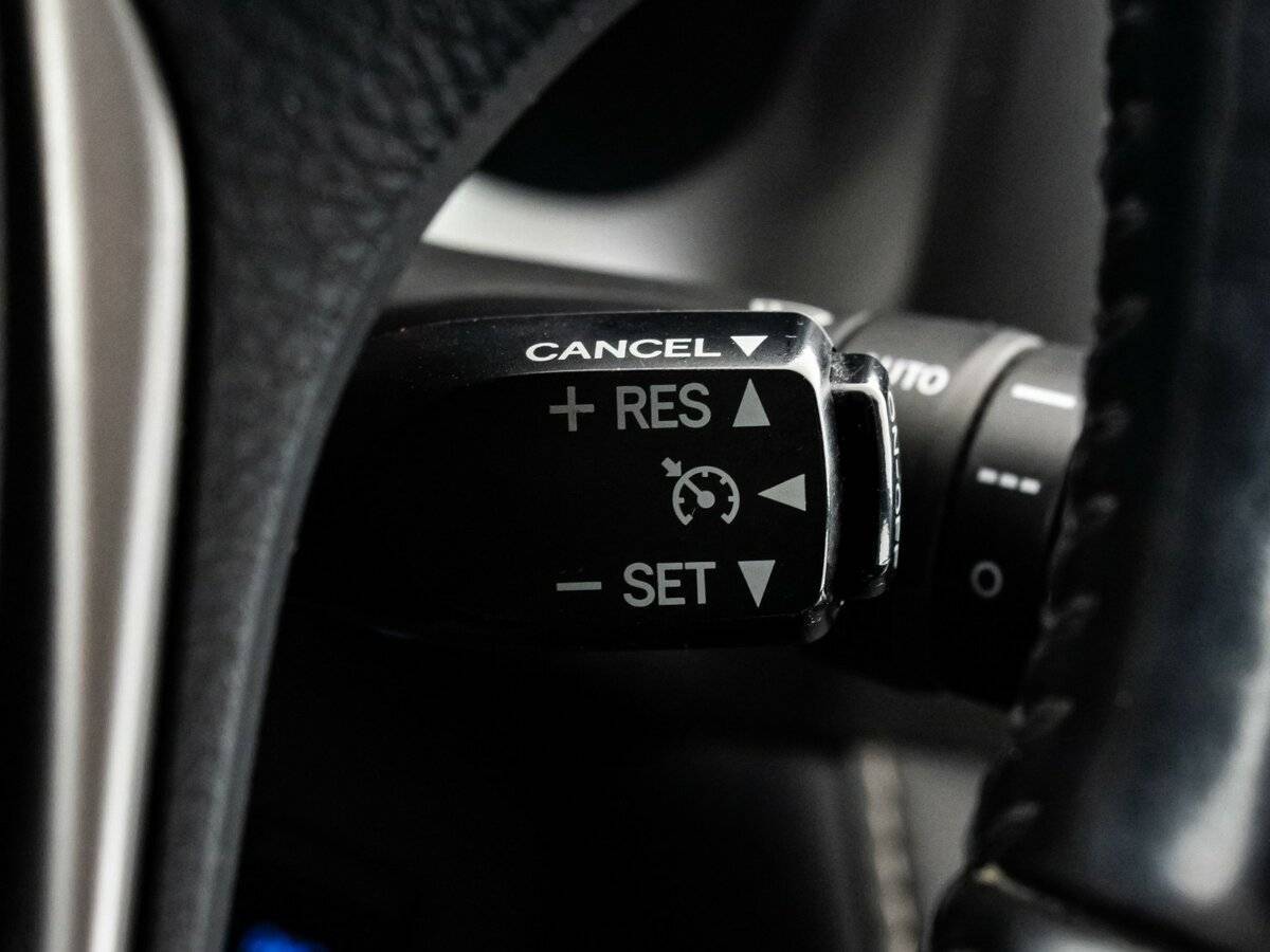 Toyota RAV4, 2017 Фото №15