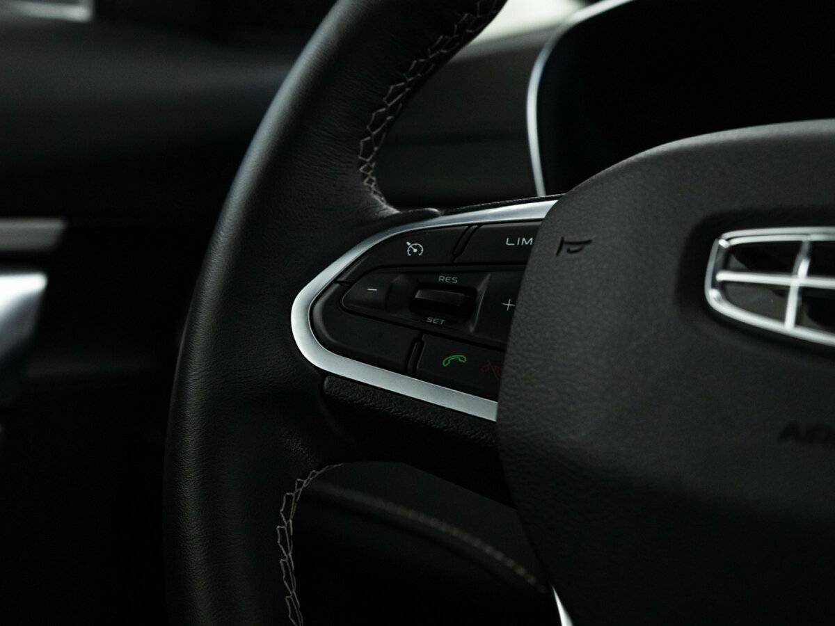 Geely Atlas Pro, 2022 Фото №23