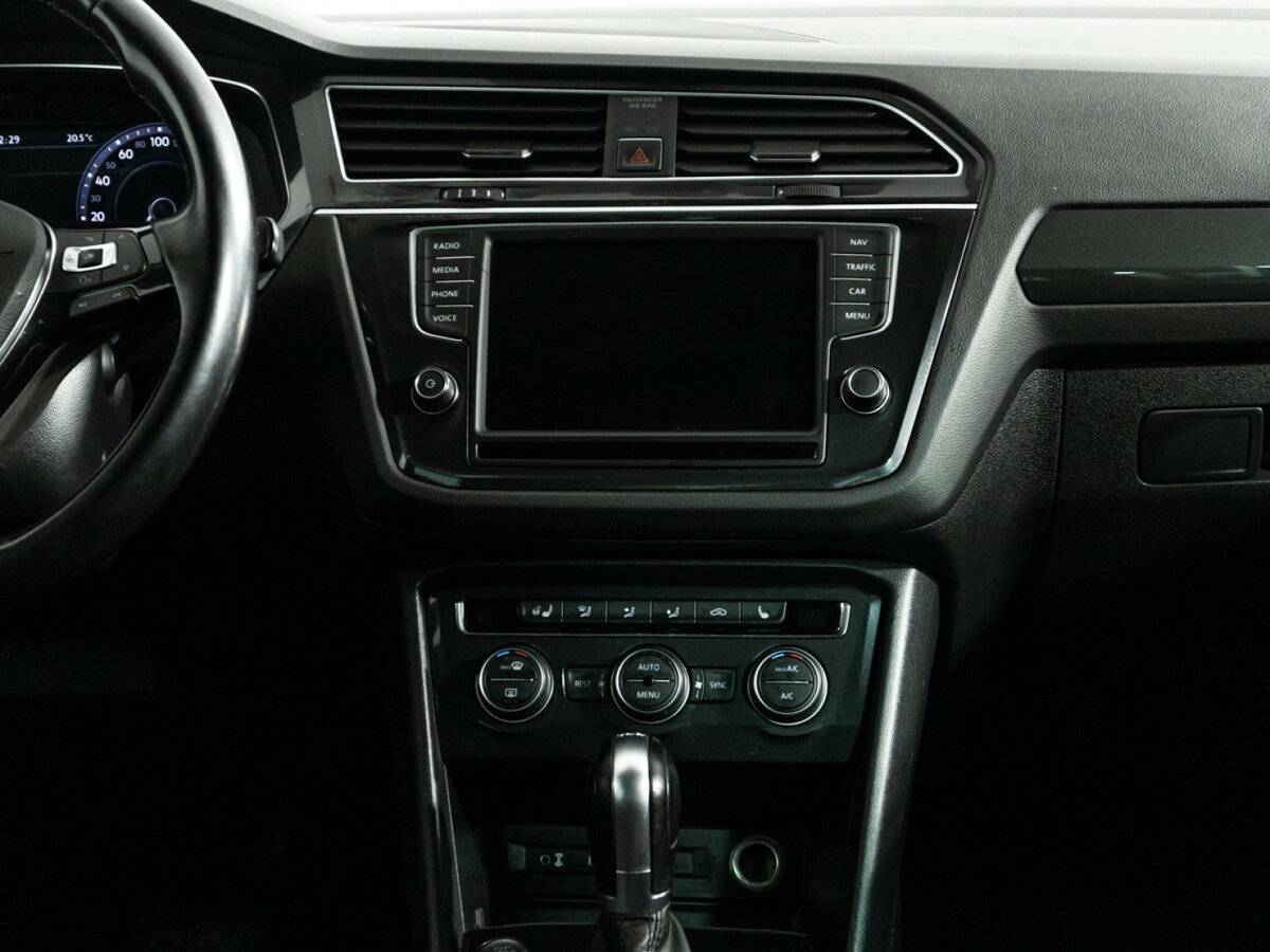 Volkswagen Tiguan, 2017 Фото №14