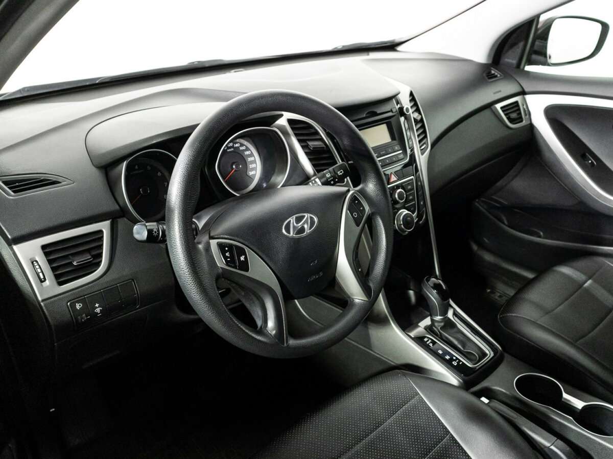 Hyundai i30, 2016 Фото №11