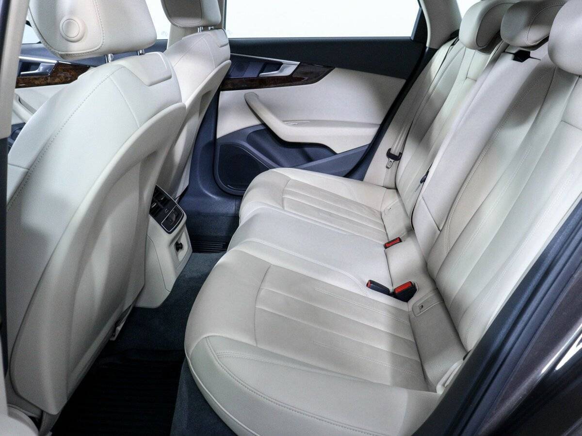 Audi A4, 2016 Фото №10