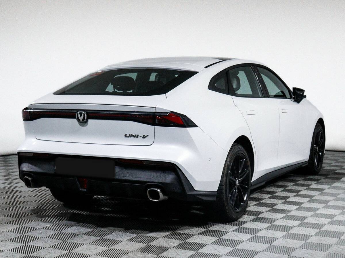 Changan UNI-V, 2023 Фото №5