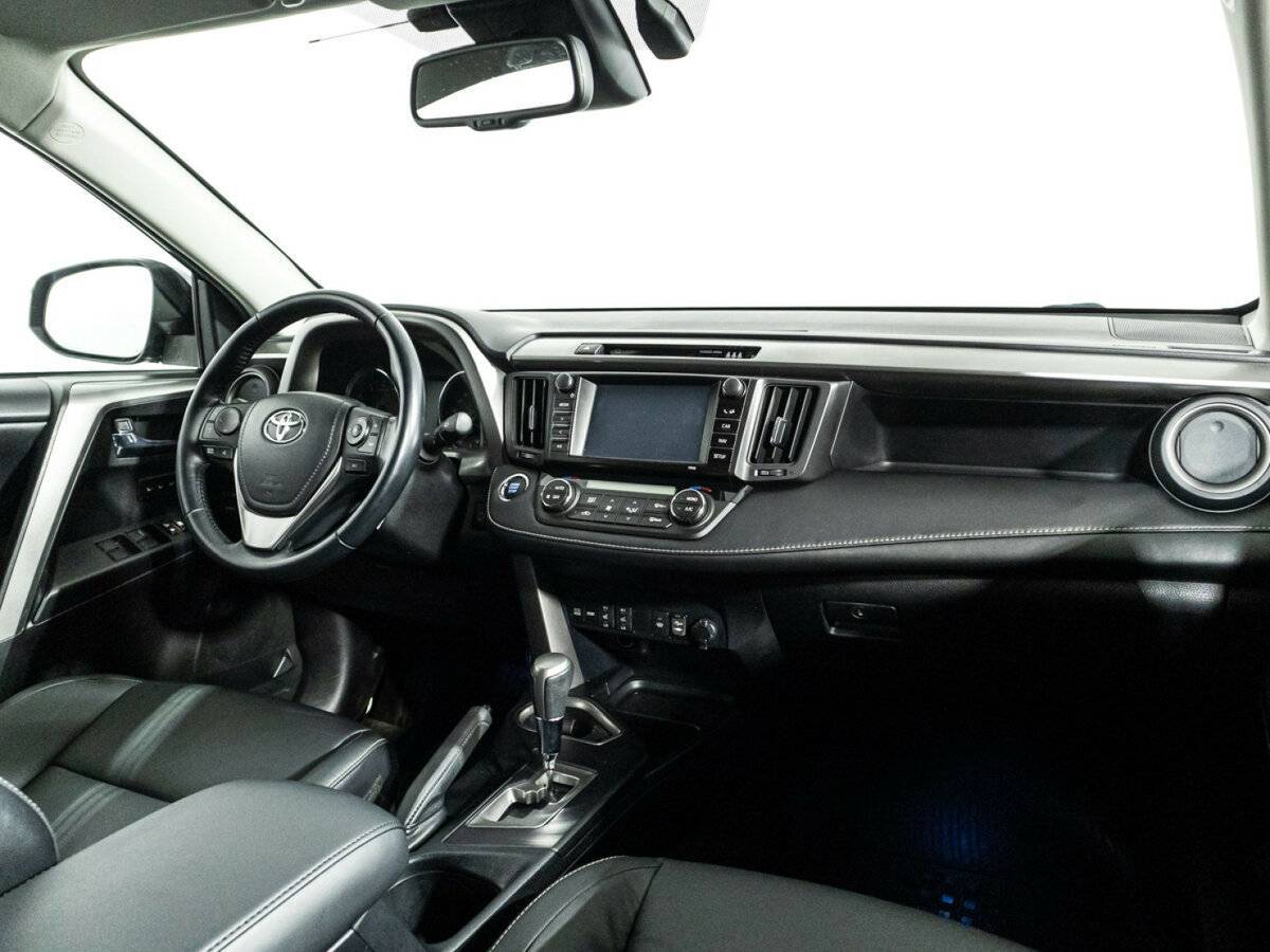 Toyota RAV4, 2017 Фото №9