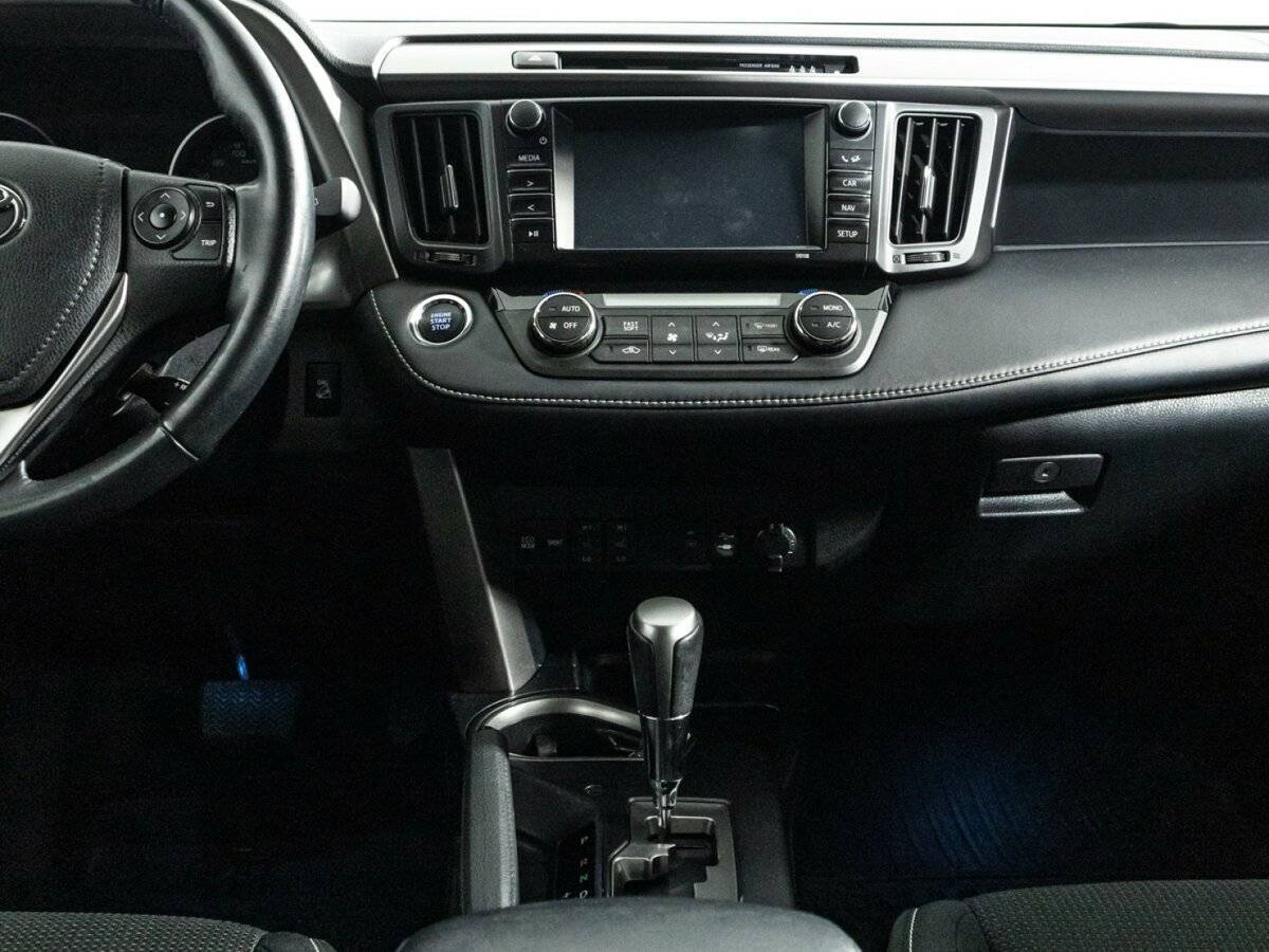 Toyota RAV4, 2019 Фото №14