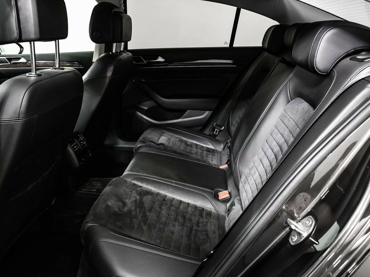 Volkswagen Passat, 2017 Фото №12