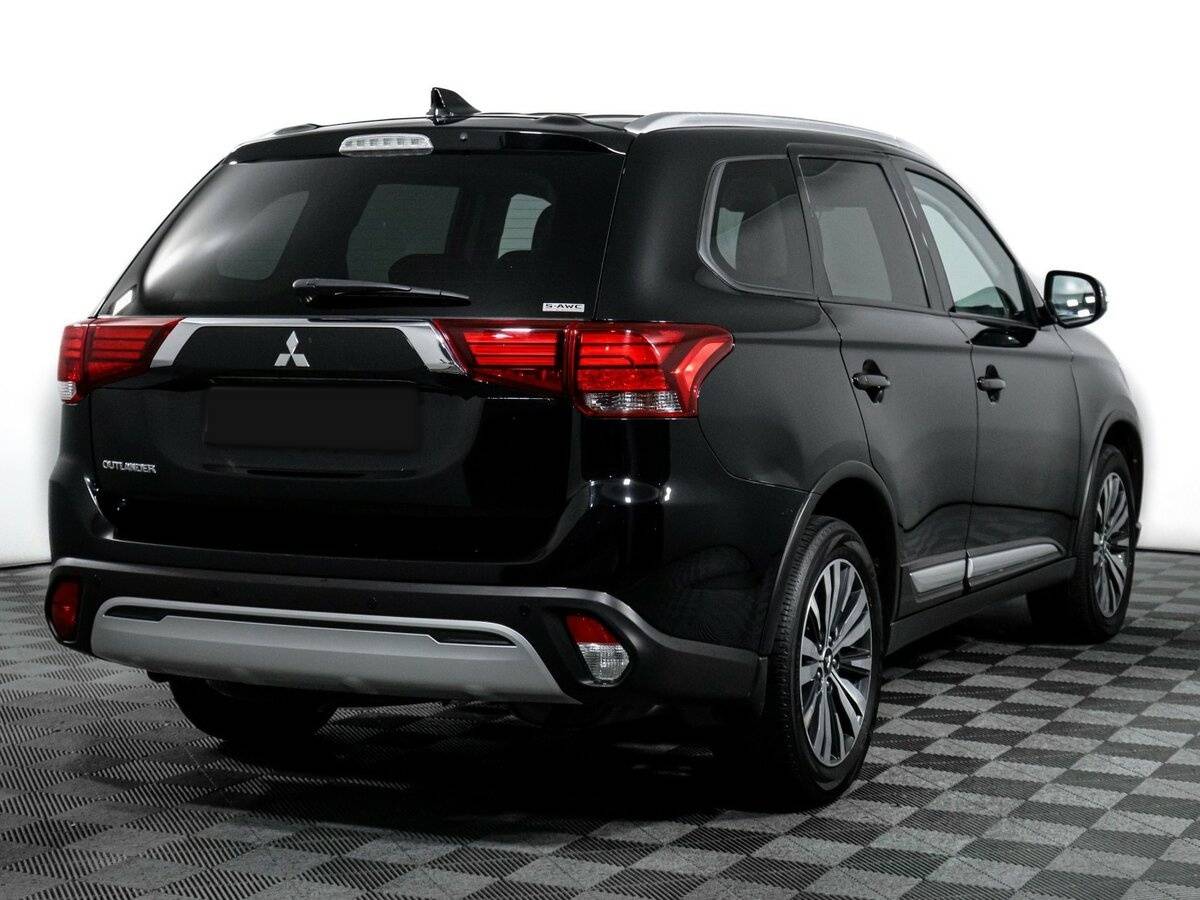 Mitsubishi Outlander, 2021 - 88 000 км. | Фото №5