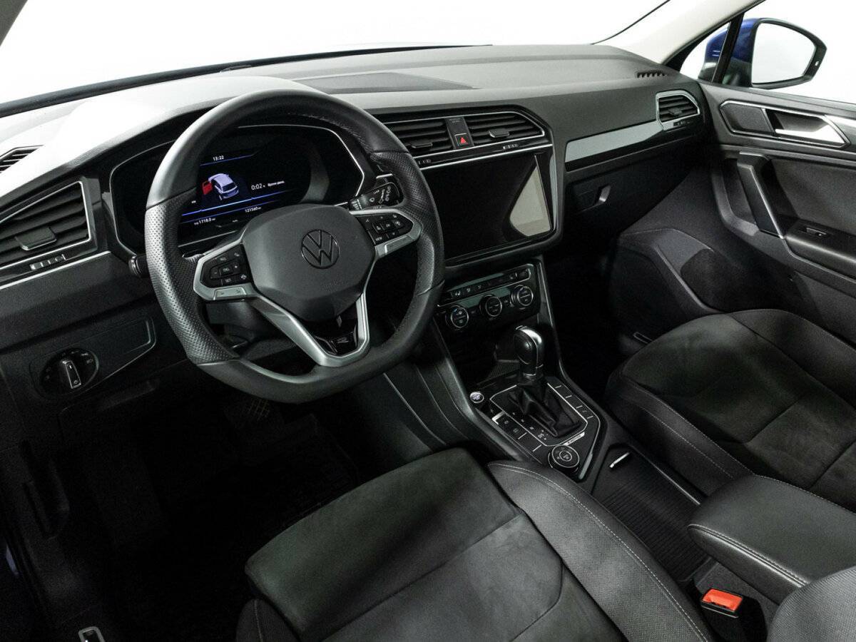 Volkswagen Tiguan, 2018 Фото №11