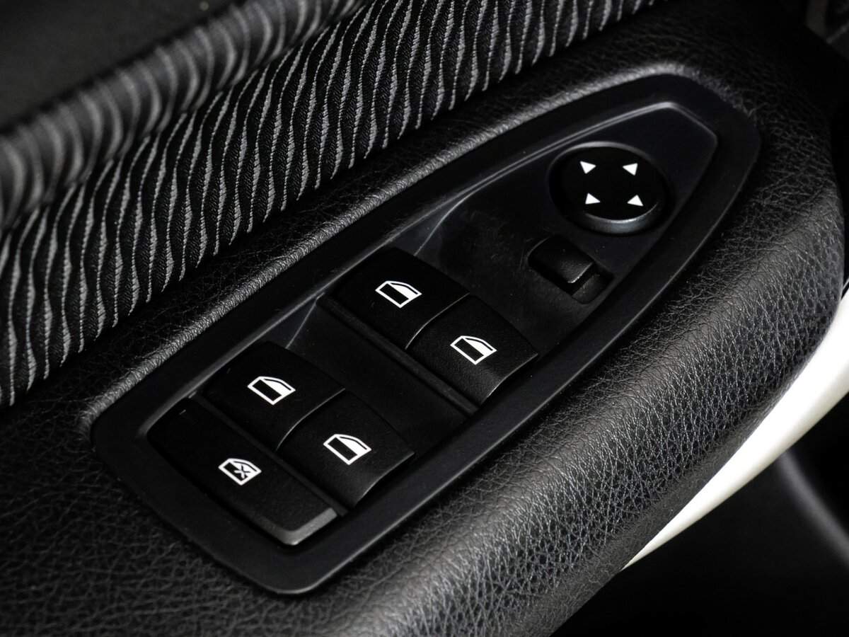 BMW 1 серии 116i, 2012 Фото №15