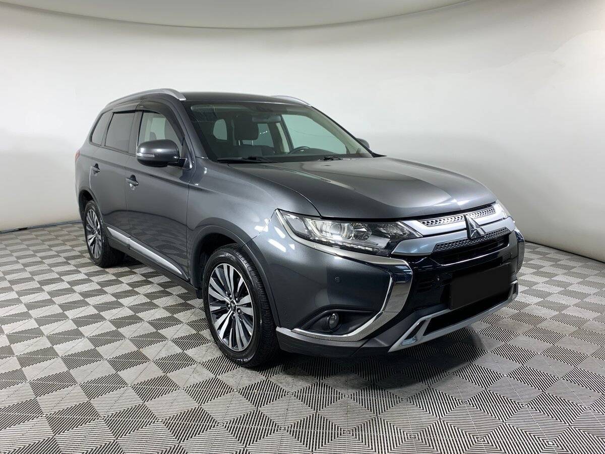 Mitsubishi Outlander, 2019 - 126 860 км. | Фото №3