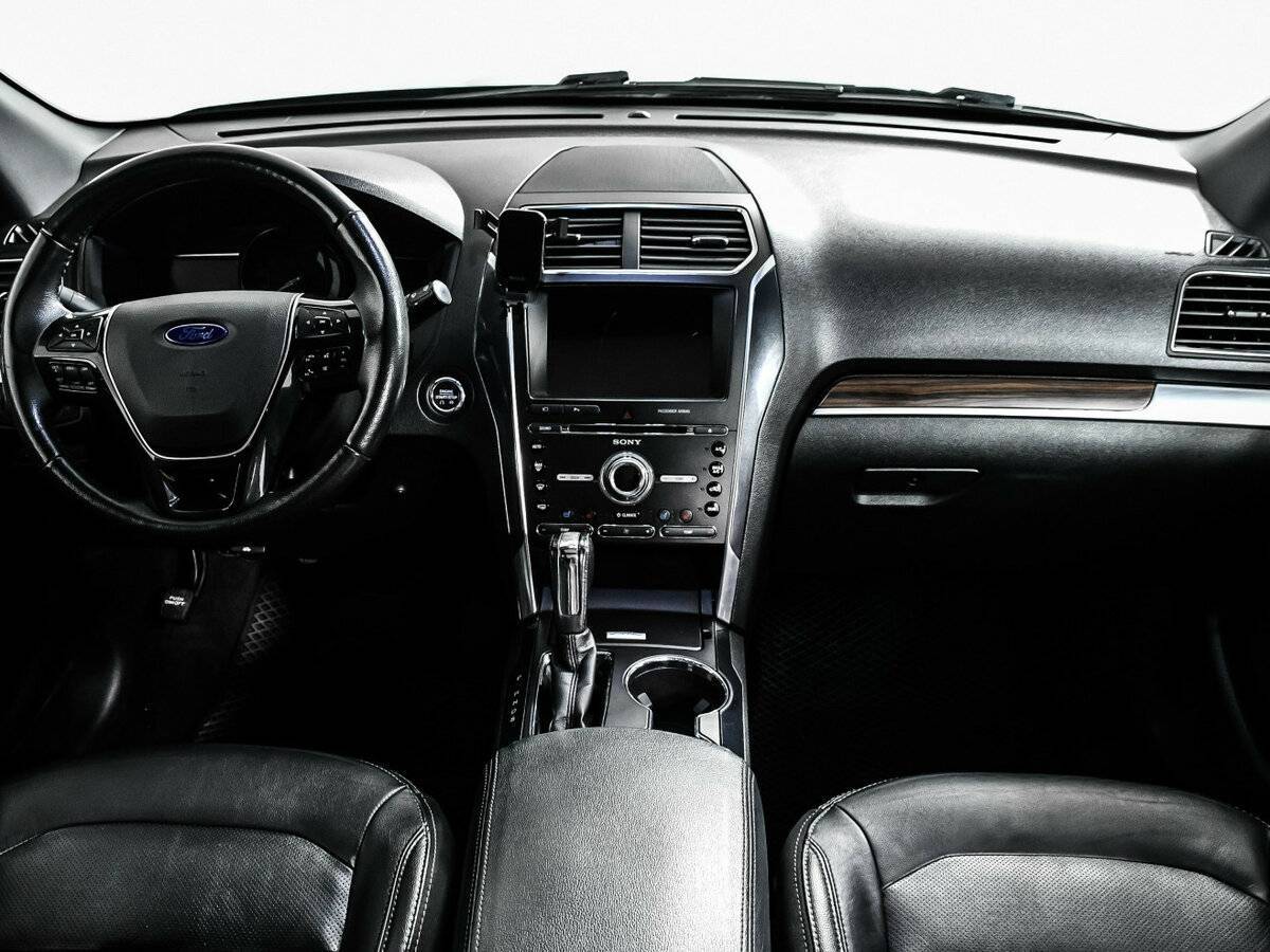 Ford Explorer, 2018 Фото №11