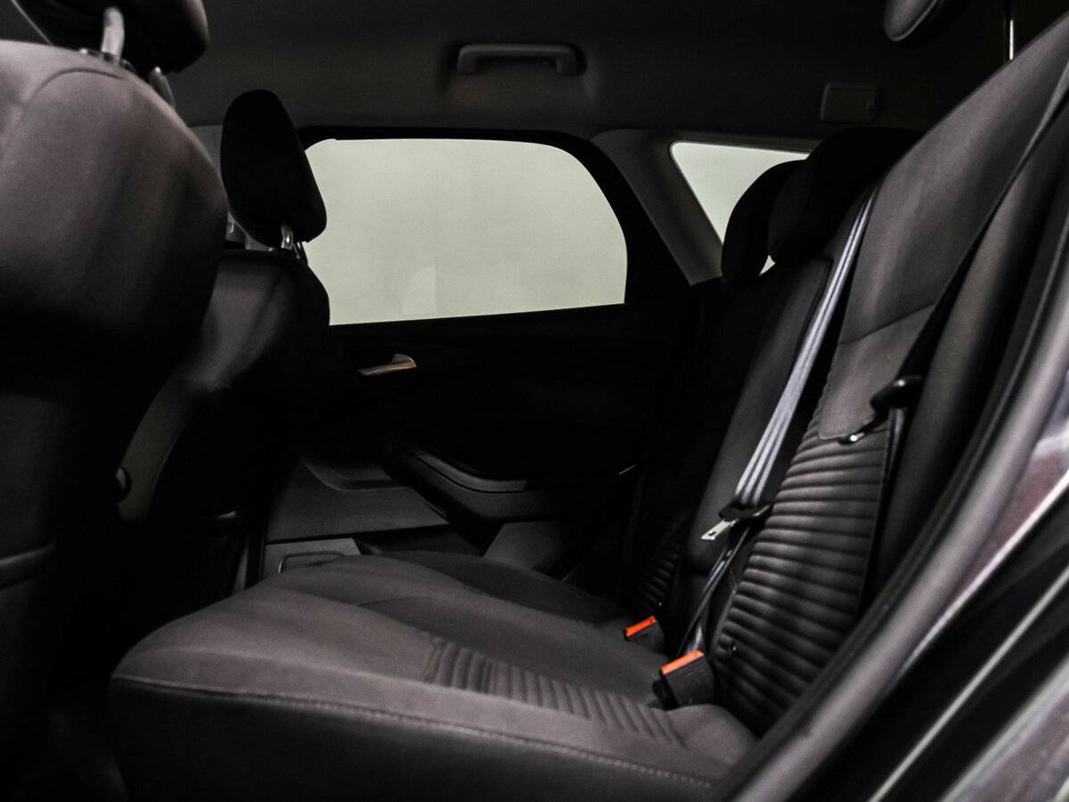 Ford Focus, 2018 Фото №13