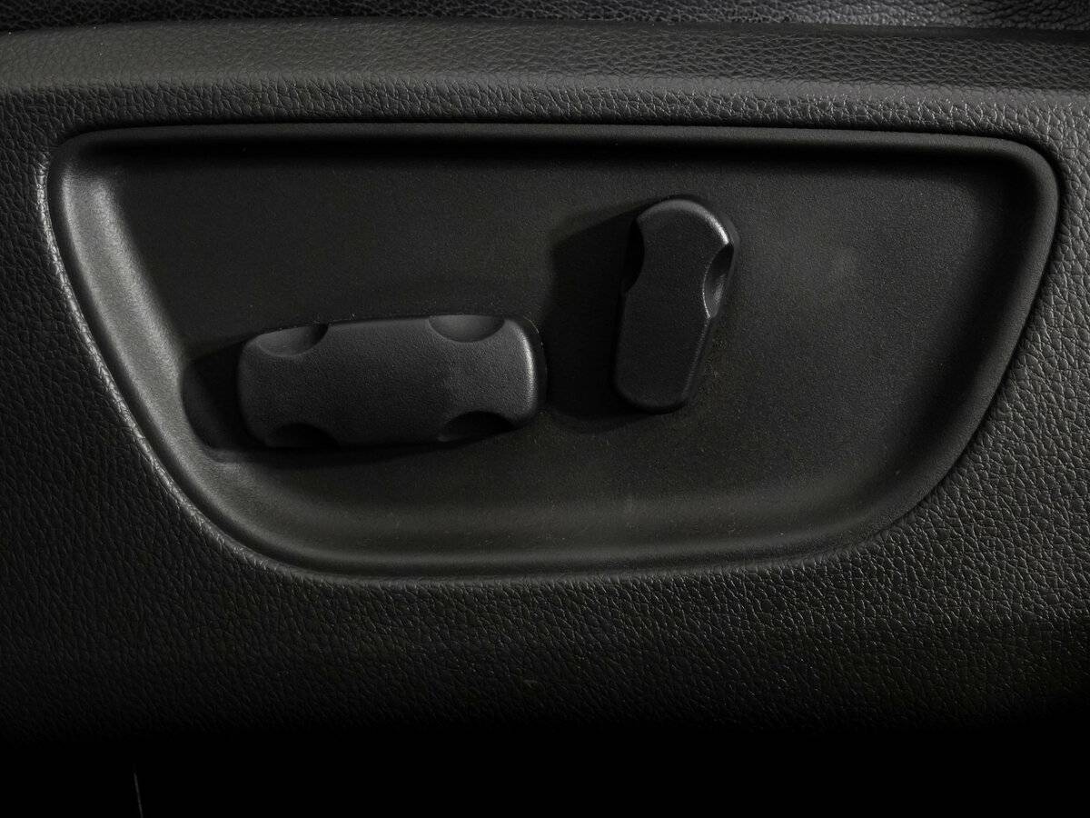 Mitsubishi Pajero Sport, 2018 Фото №20