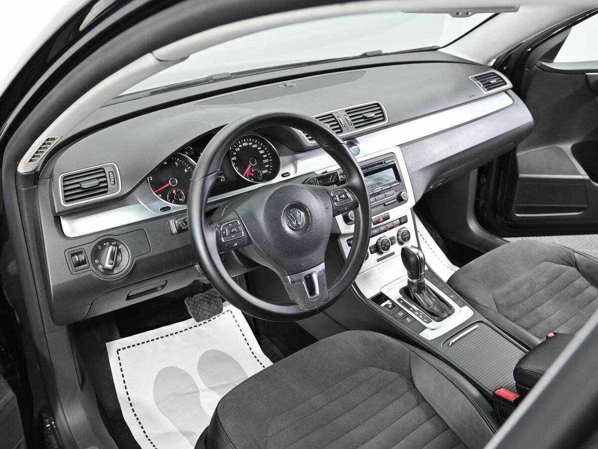 Volkswagen Passat, 2012 - 171 000 км. | Фото №8