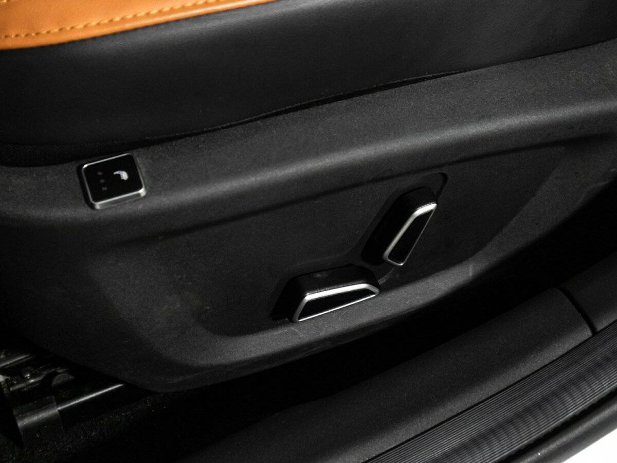 Changan UNI-V, 2023 Фото №18