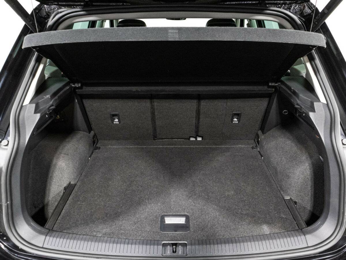 Volkswagen Tiguan, 2022 Фото №15