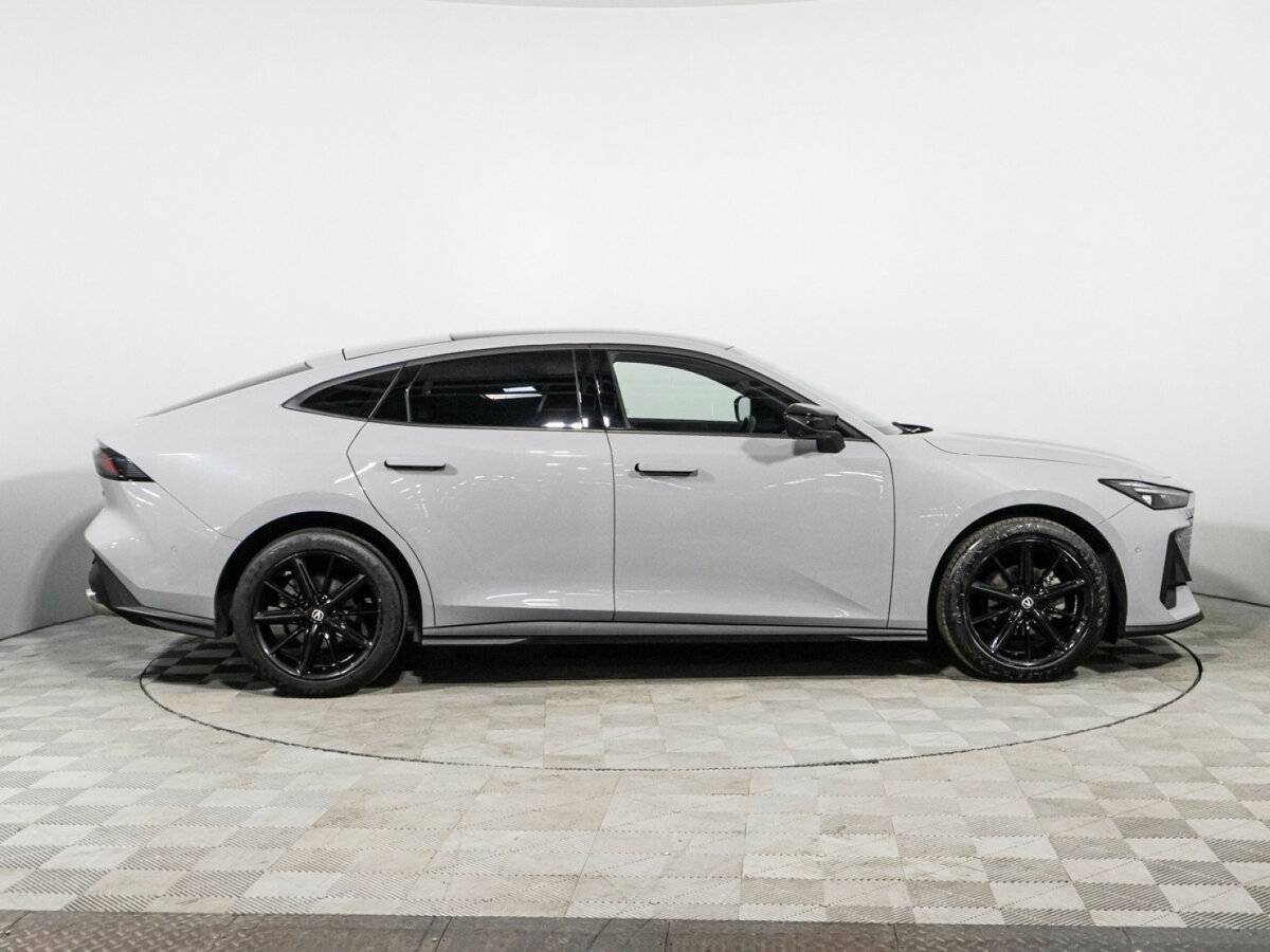 Changan UNI-V, 2023 - 30 000 км. | Фото №4