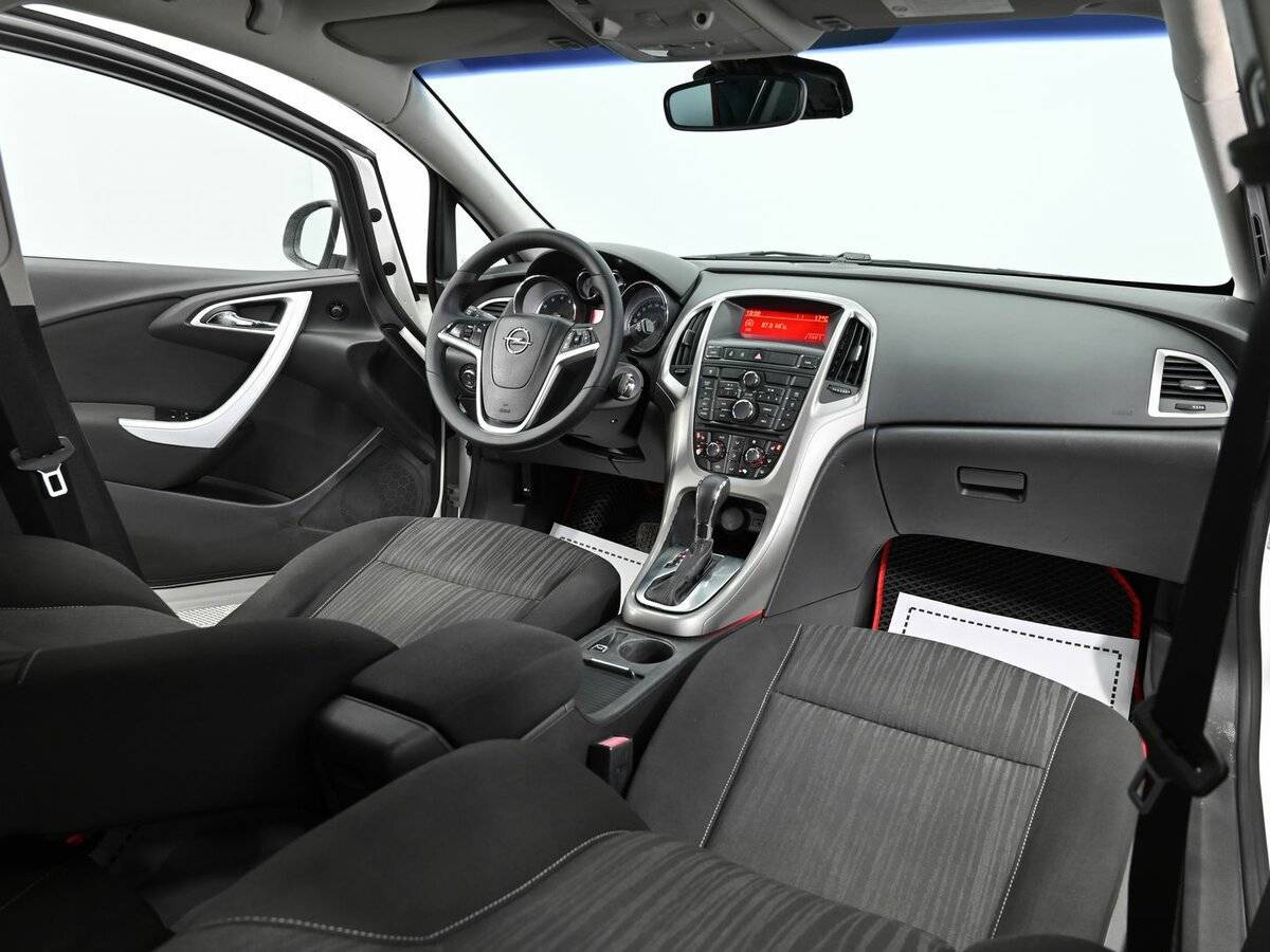 Opel Astra, 2012 Фото №12