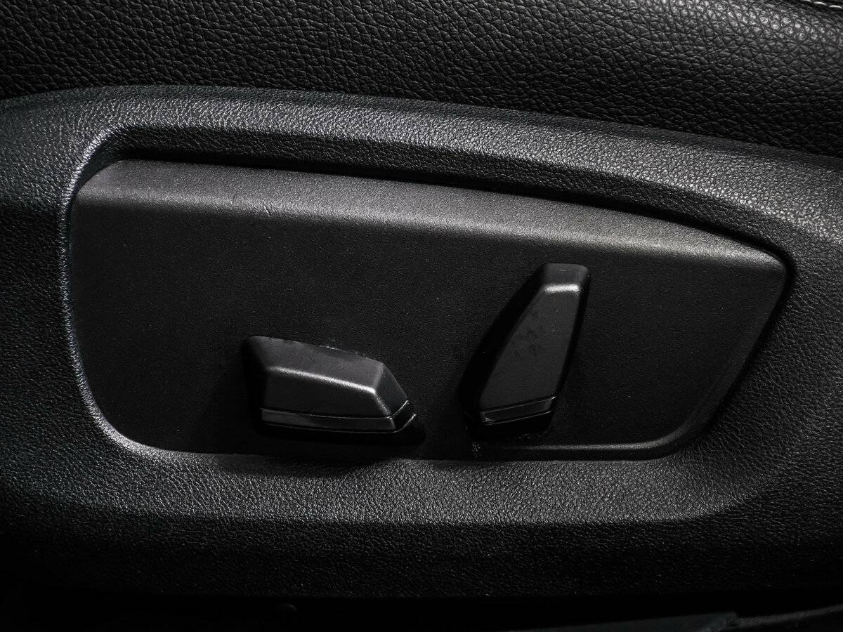 BMW 5 серии 520i, 2015 Фото №15