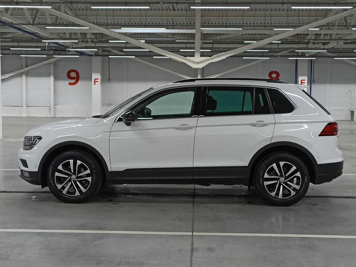 Volkswagen Tiguan, 2020 - 21 395 км. | Фото №8