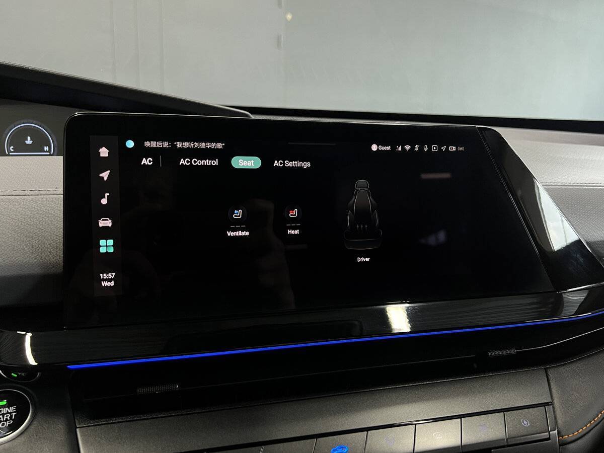 Changan UNI-V, 2023 Фото №16