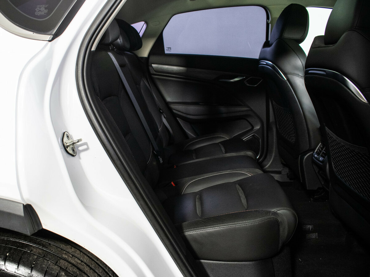 Geely Tugella I Рестайлинг, 2022 Фото №12