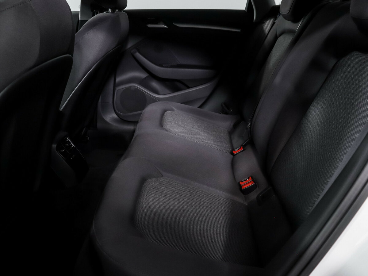 Audi A3 III (8V) Рестайлинг, 2018 - 87 655 км. | Фото №8