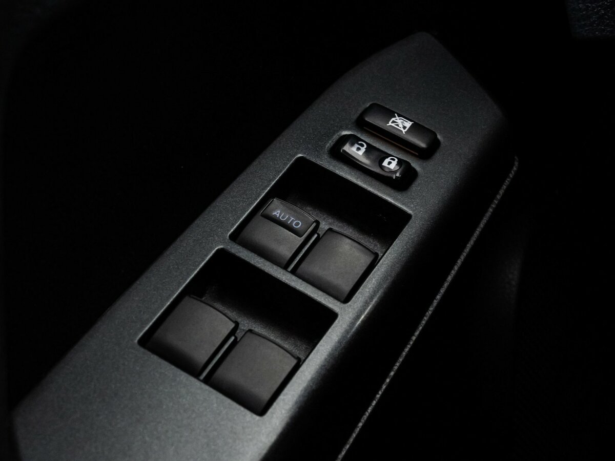 Toyota RAV4 IV (XA40) Рестайлинг, 2017 Фото №14