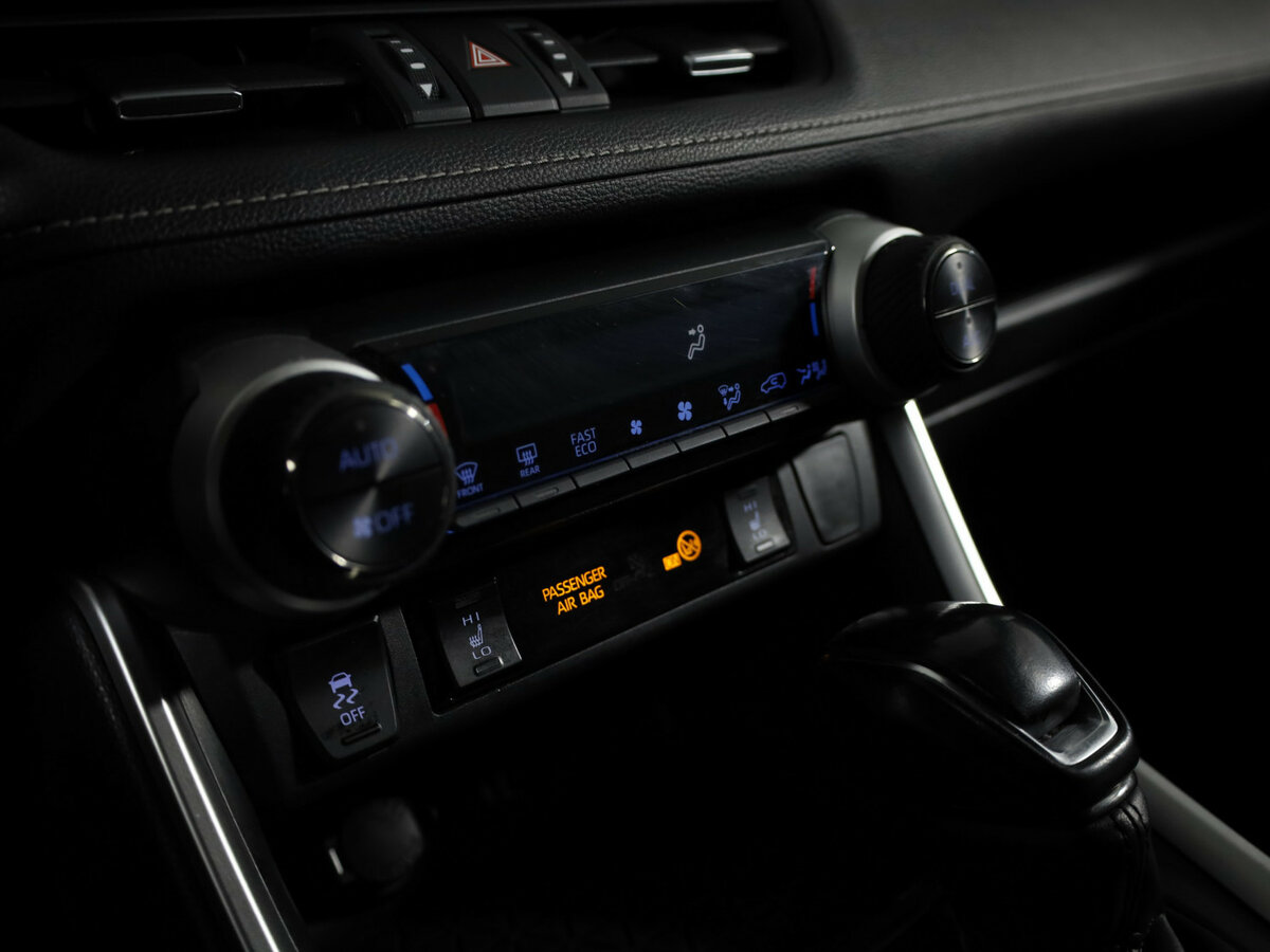 Toyota RAV4 V (XA50), 2019 Фото №21