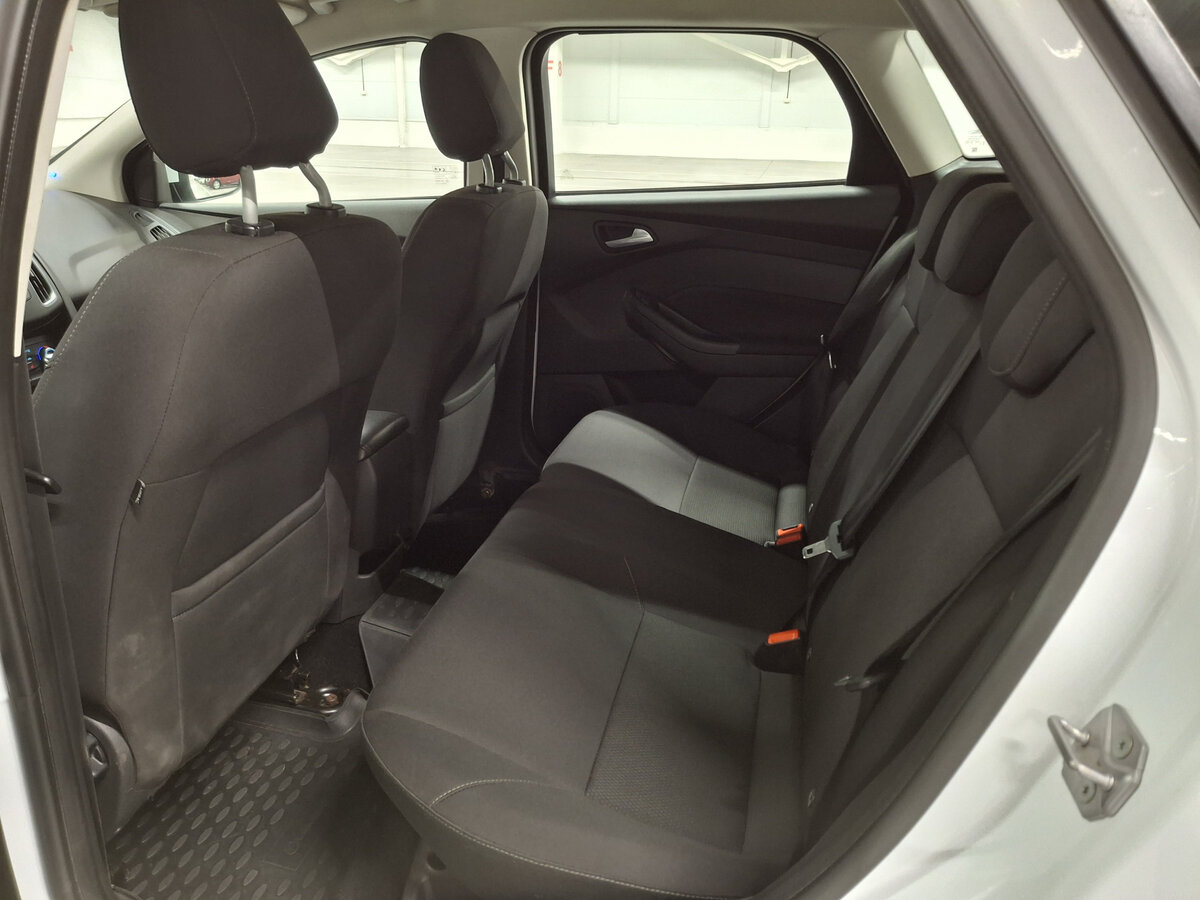 Ford Focus III Рестайлинг, 2017 Фото №12