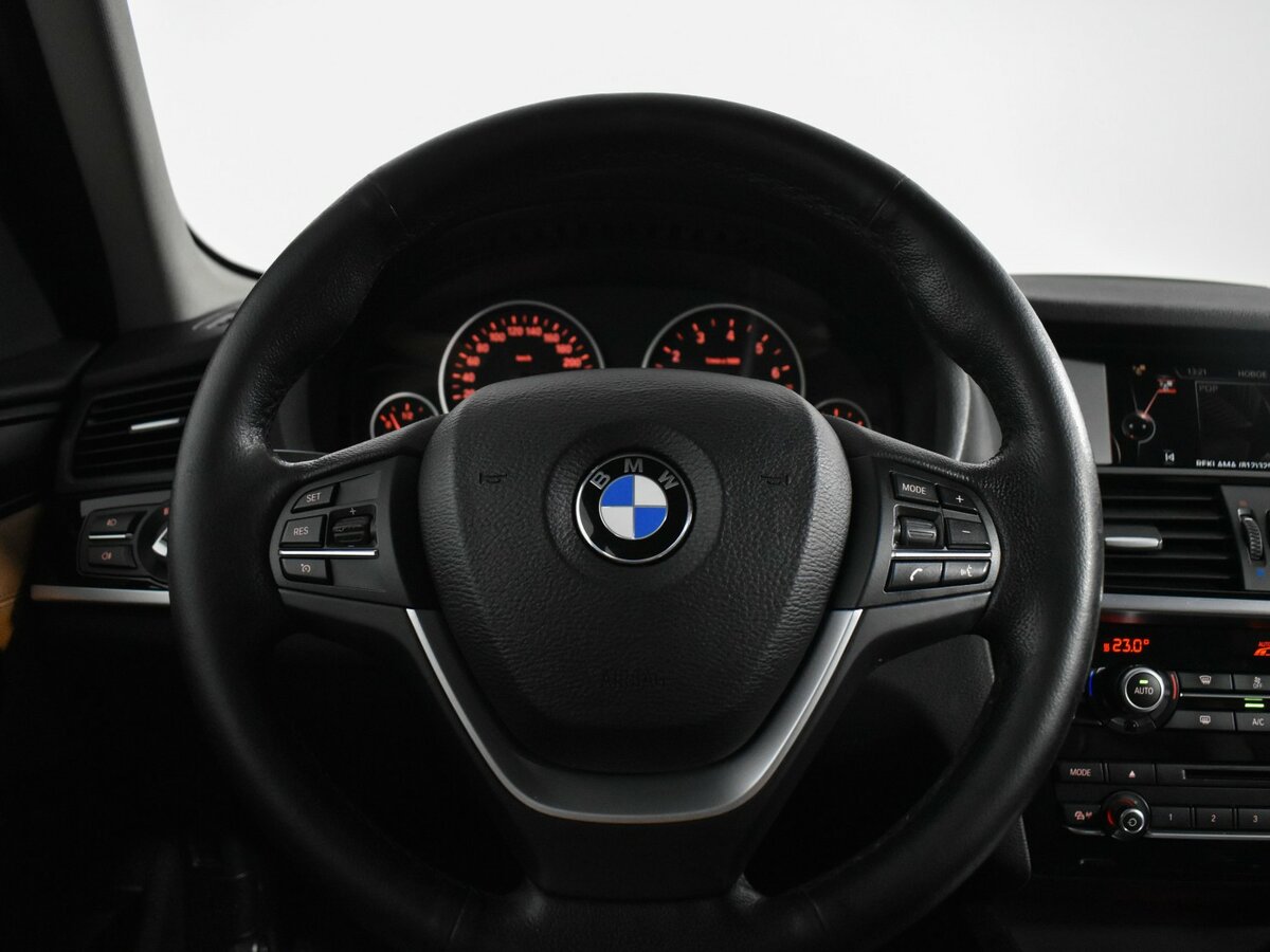 BMW X3 28i xDrive II (F25) Рестайлинг, 2016 Фото №16