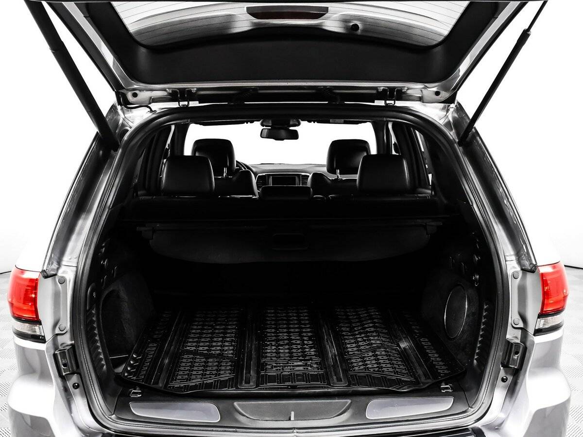 Jeep Grand Cherokee IV (WK2) Рестайлинг, 2014 Фото №20