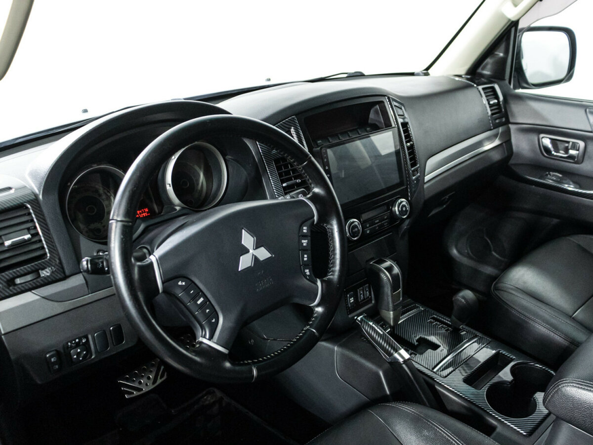 Mitsubishi Pajero IV Рестайлинг 2, 2015 Фото №9
