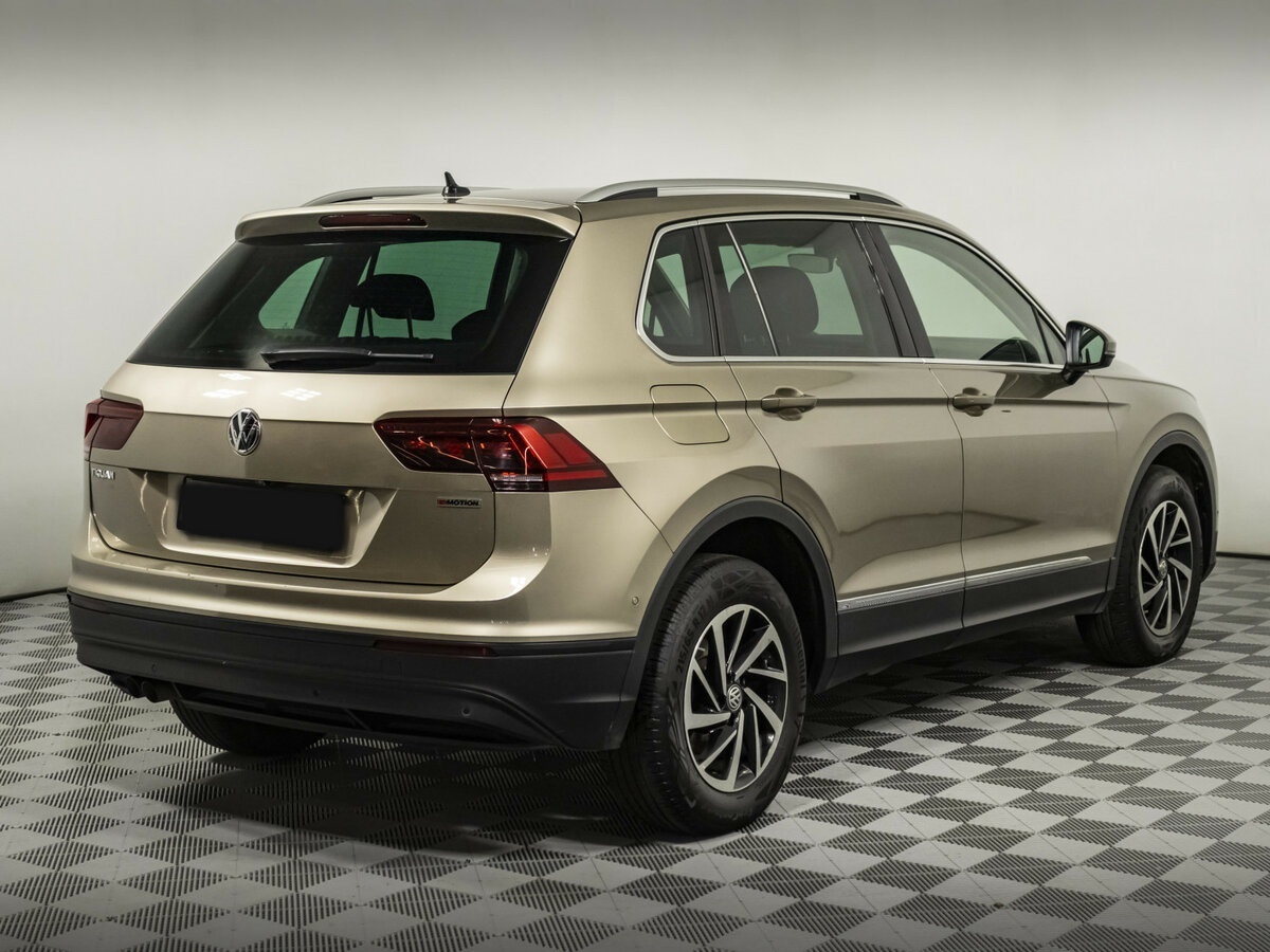 Volkswagen Tiguan II, 2018 - 131 218 км. | Фото №4