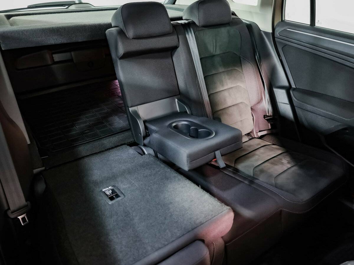 Volkswagen Tiguan II, 2020 Фото №28