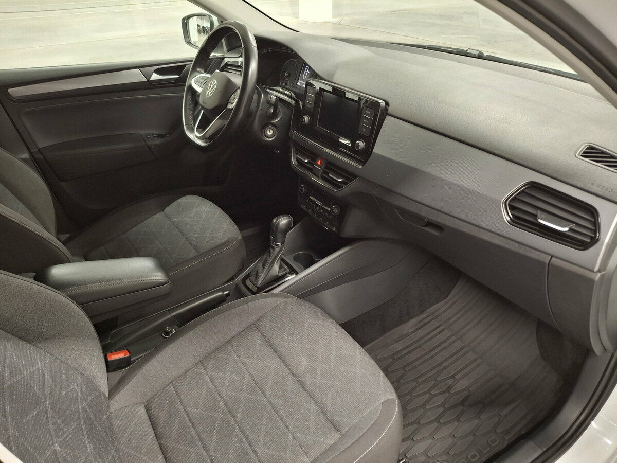 Volkswagen Polo VI, 2021 Фото №11