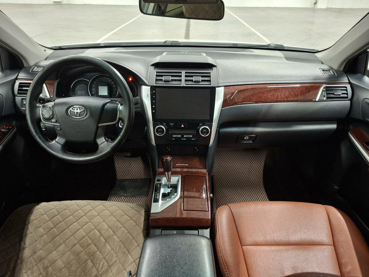 Toyota Camry VII (XV50), 2013 Фото №14