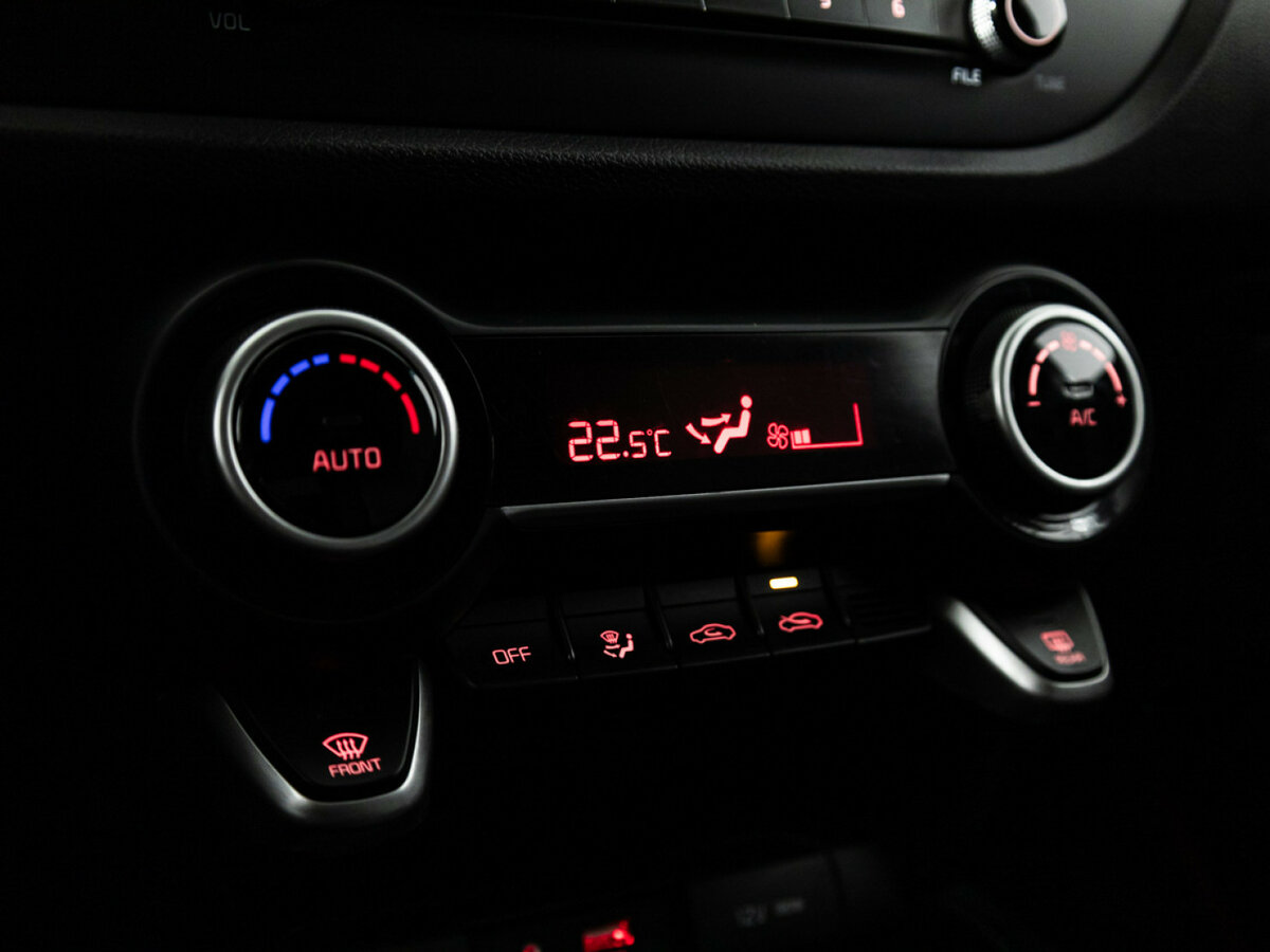 Kia Rio X-Line IV, 2019 Фото №15