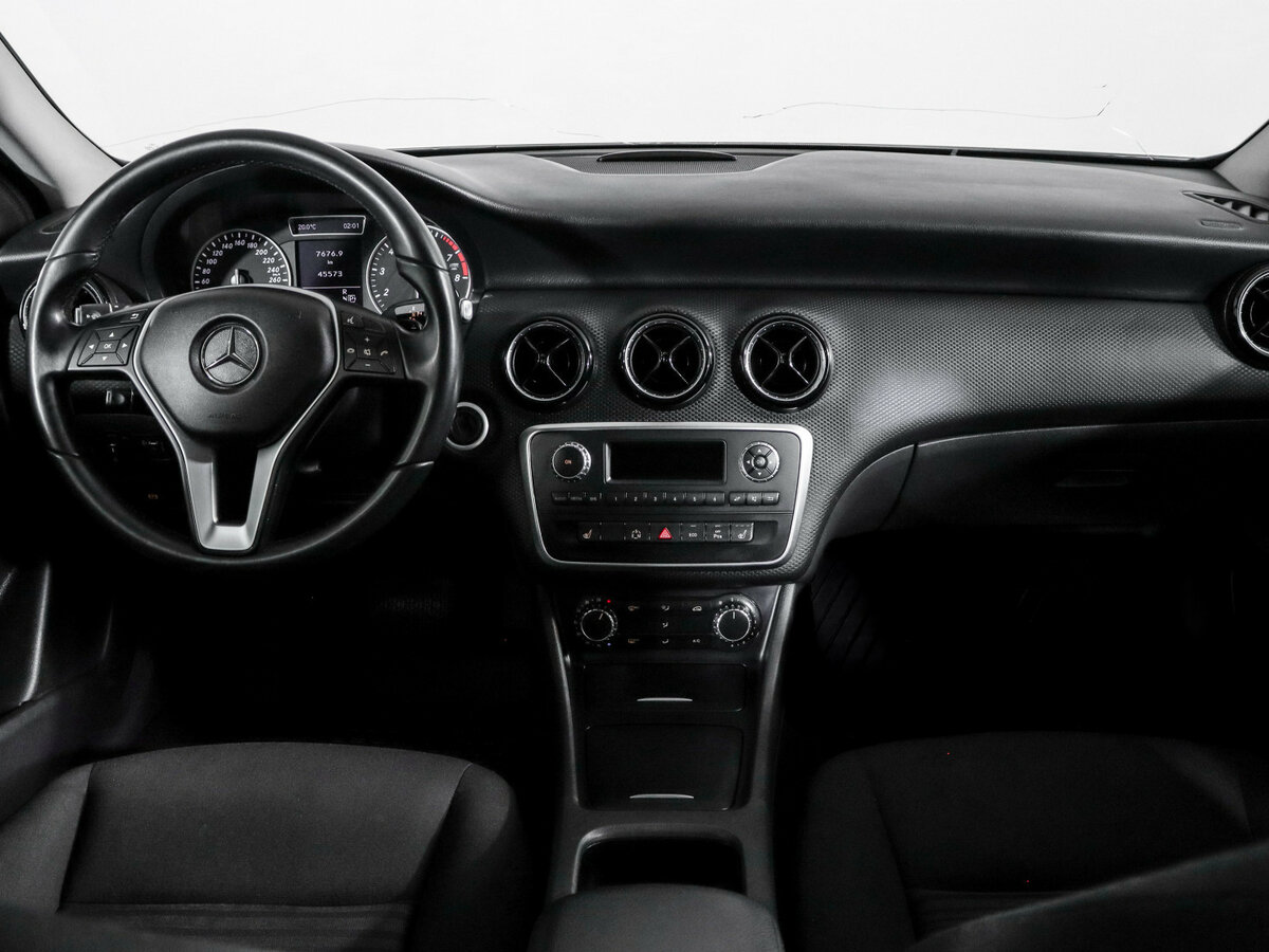 Mercedes-Benz A-Класс 180 III (W176), 2014 - 45 573 км. | Фото №6