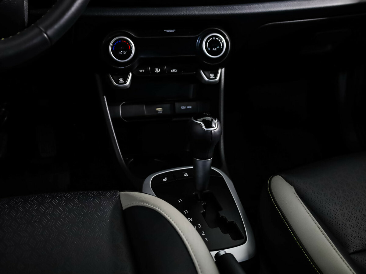 Kia Picanto III Рестайлинг, 2022 Фото №10