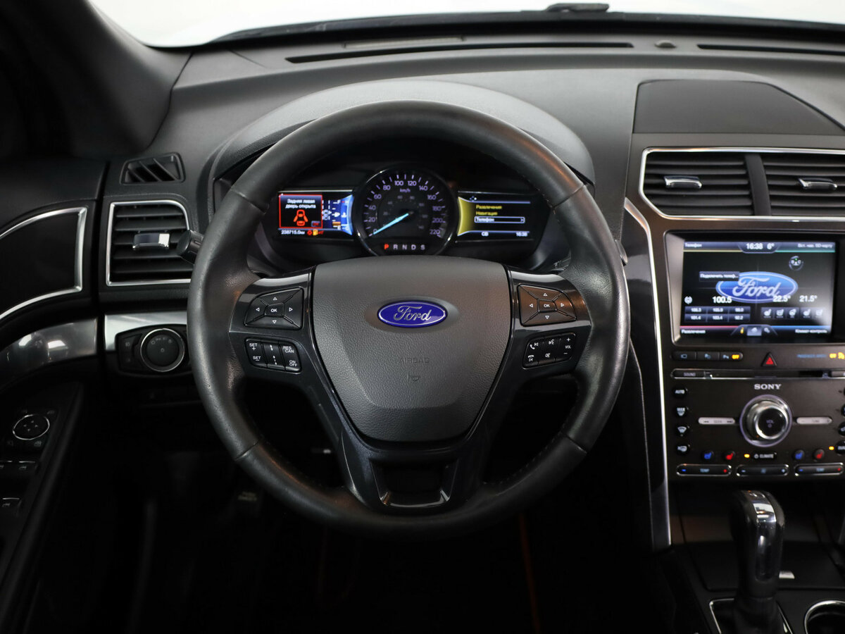 Ford Explorer V Рестайлинг, 2015 Фото №10