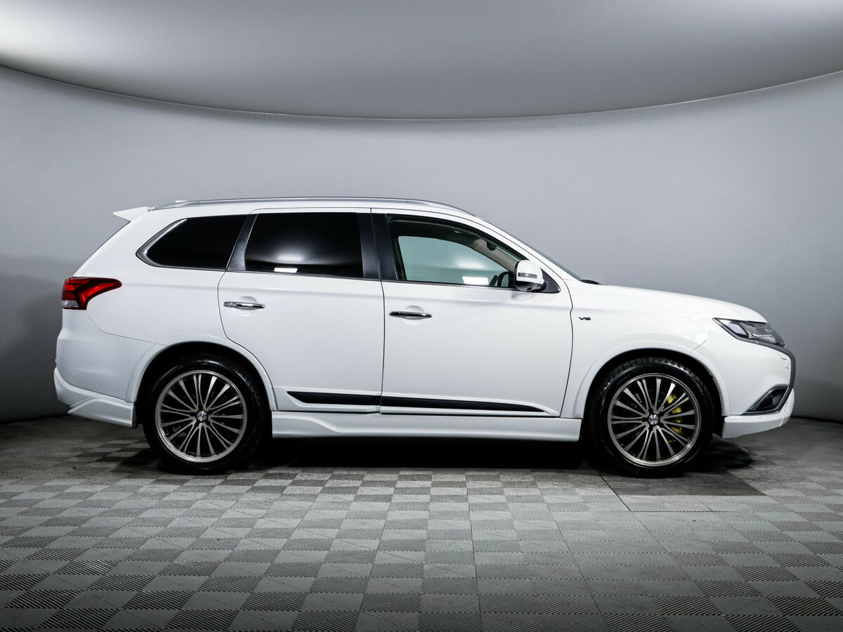 Mitsubishi Outlander III Рестайлинг 3, 2018 - 86 429 км. | Фото №4